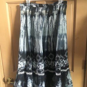 NWT Coupe Black and White Cotton Maxi Skirt - Size L
